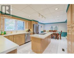 33 Banbury Court, Brampton, ON L6T1Y9 Photo 17