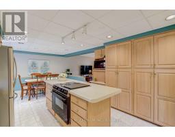 33 Banbury Court, Brampton, ON L6T1Y9 Photo 18