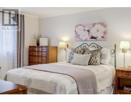 33 Banbury Court, Brampton, ON L6T1Y9 Photo 24