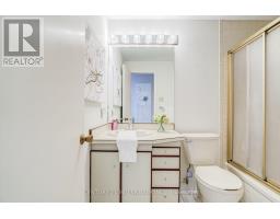 33 Banbury Court, Brampton, ON L6T1Y9 Photo 36