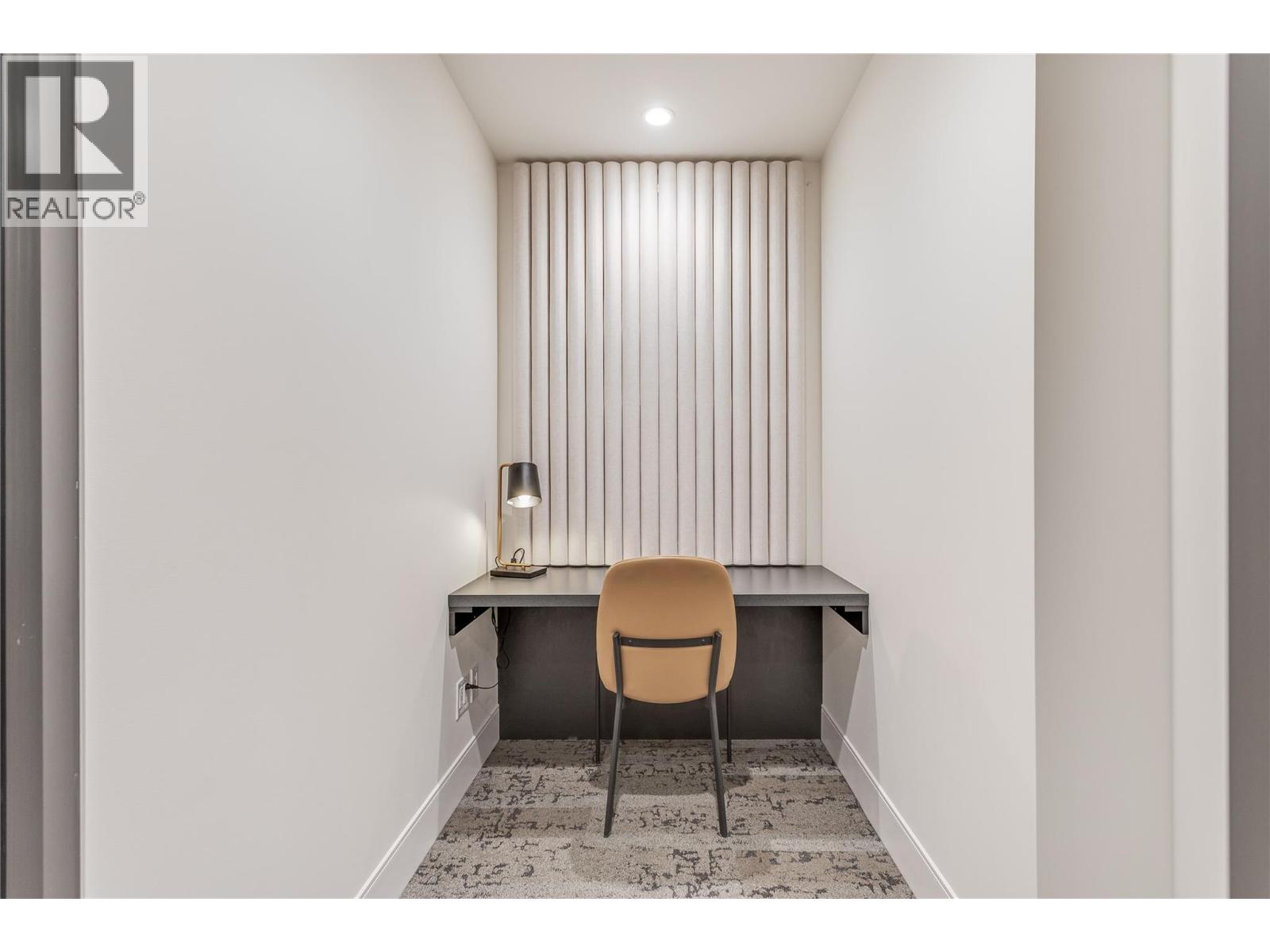 3300 Lakeshore Road Unit# 615, Kelowna
