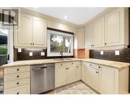 Kitchen - 67 Woodcrest Road, Barrie, ON L4N2V6 Photo 14