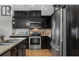 Primary Bedroom - 6614 Bowness Road Nw, Calgary, AB T3B0G1 Photo 7