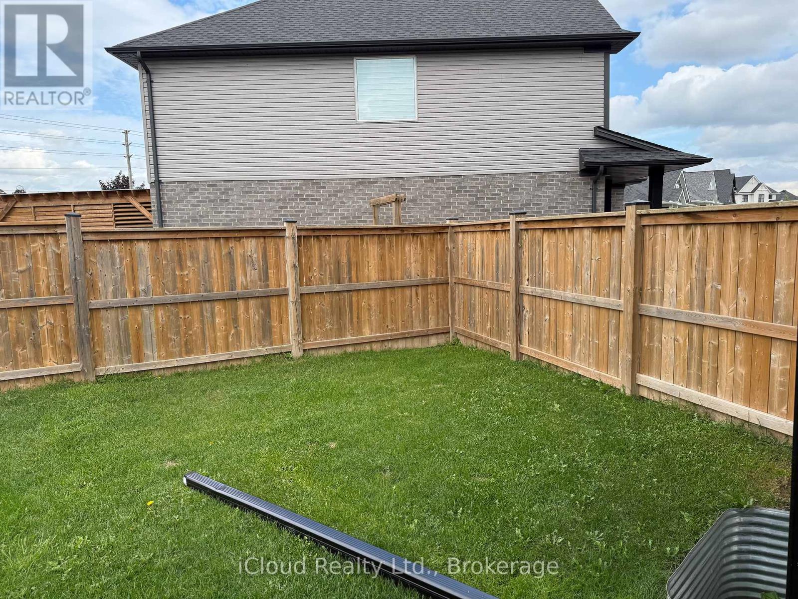 15 Curren Crescent — photo 23