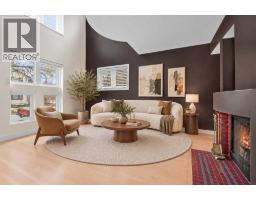 4pc Bathroom - 216 4 Avenue Ne, Calgary, AB T2E0J1 Photo 7