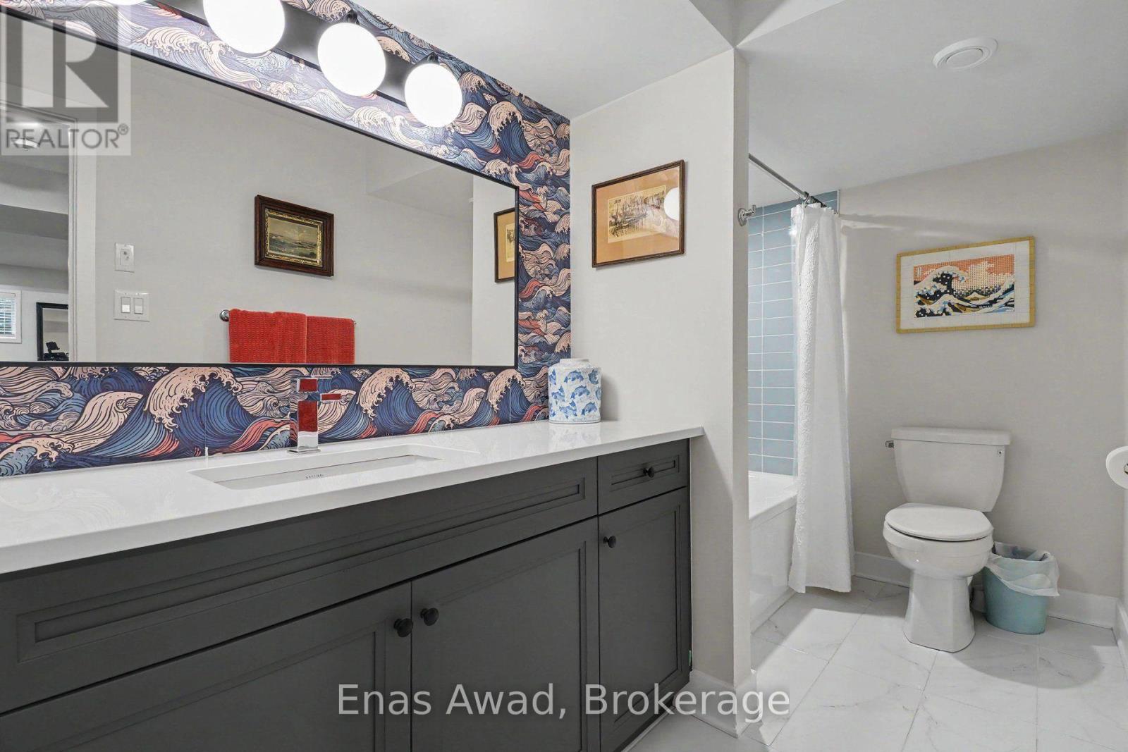 207 Bristol Crescent — photo 16
