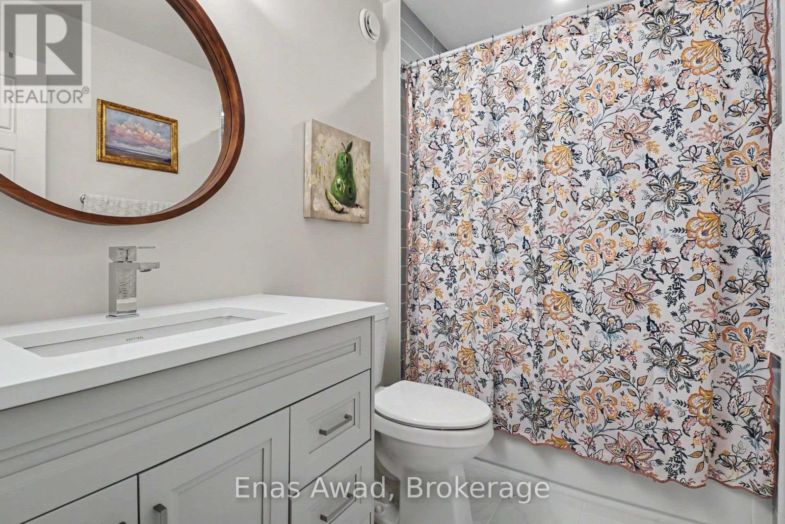 207 Bristol Crescent — photo 19