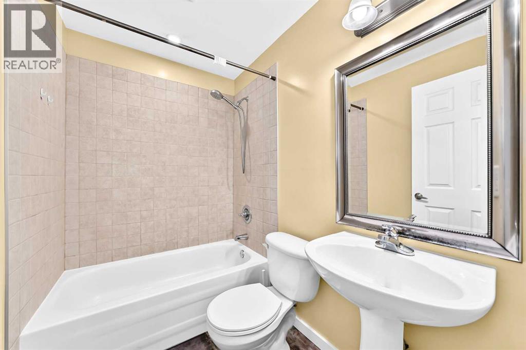 210 Brightonstone Green SE photo 35