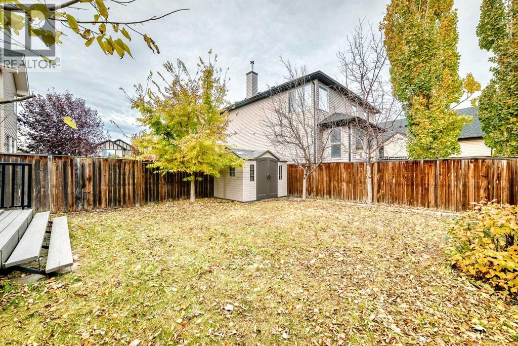 210 Brightonstone Green SE photo 39