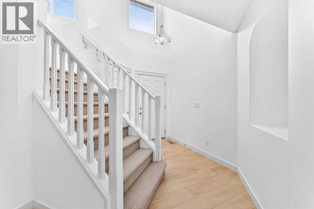 210 Brightonstone Green SE photo 4