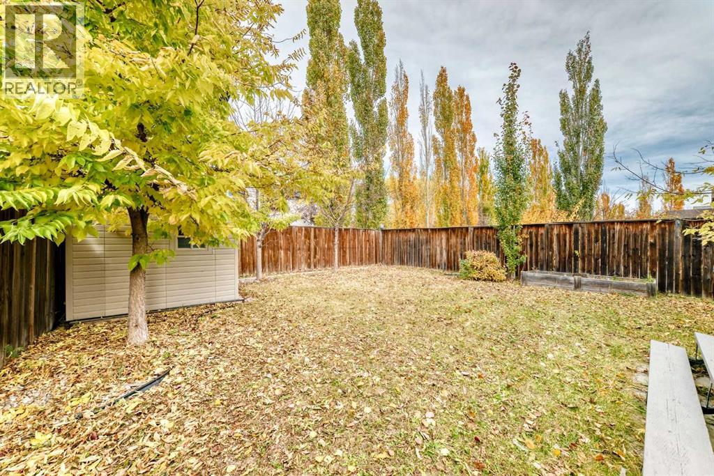 210 Brightonstone Green SE photo 40