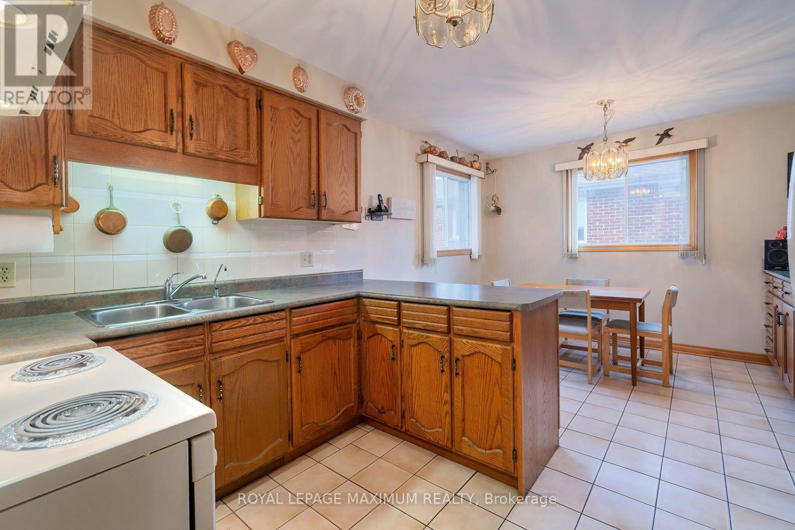 114 BEECHNUT ROAD - 10