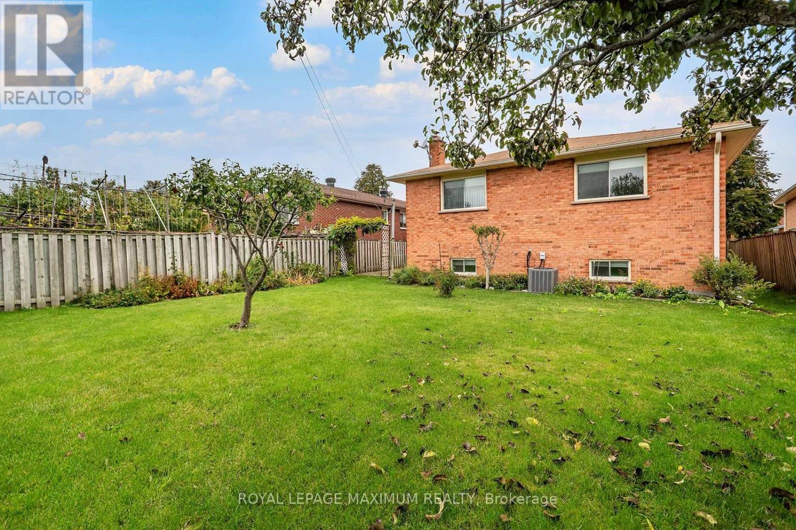 114 BEECHNUT ROAD - 34