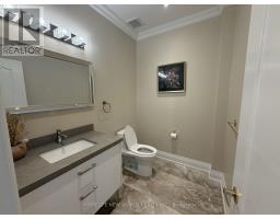 (upper) - 63a Roosevelt Drive, Richmond Hill, ON L4C6V2 Photo 13