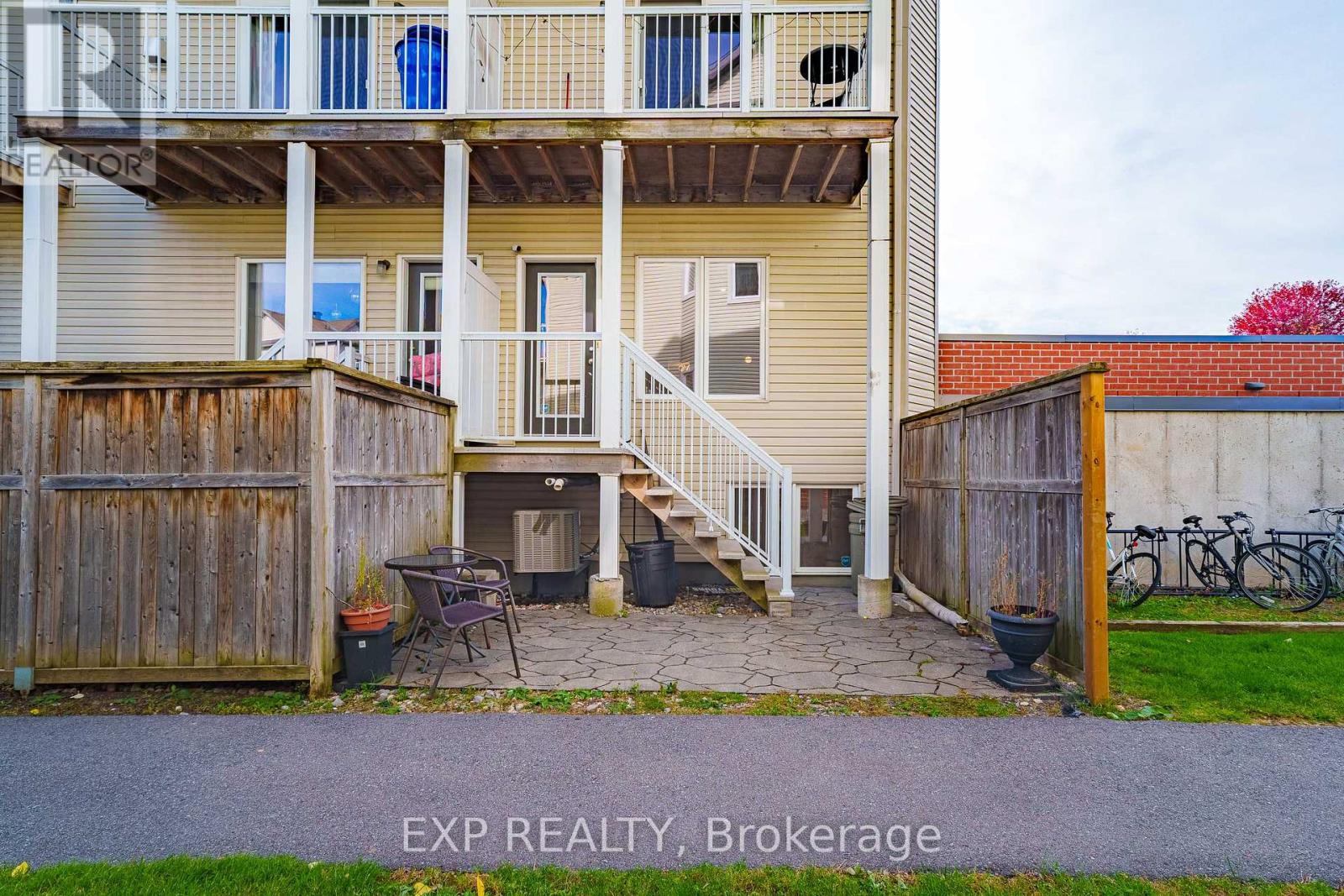 1091 Georgeton Private — photo 27