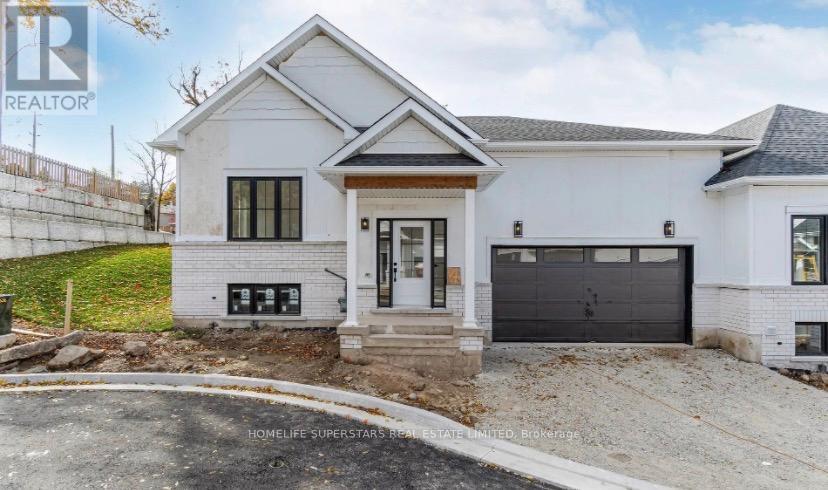 8 SANTA BARBRA LANE, Halton Hills (Georgetown) — photo 2