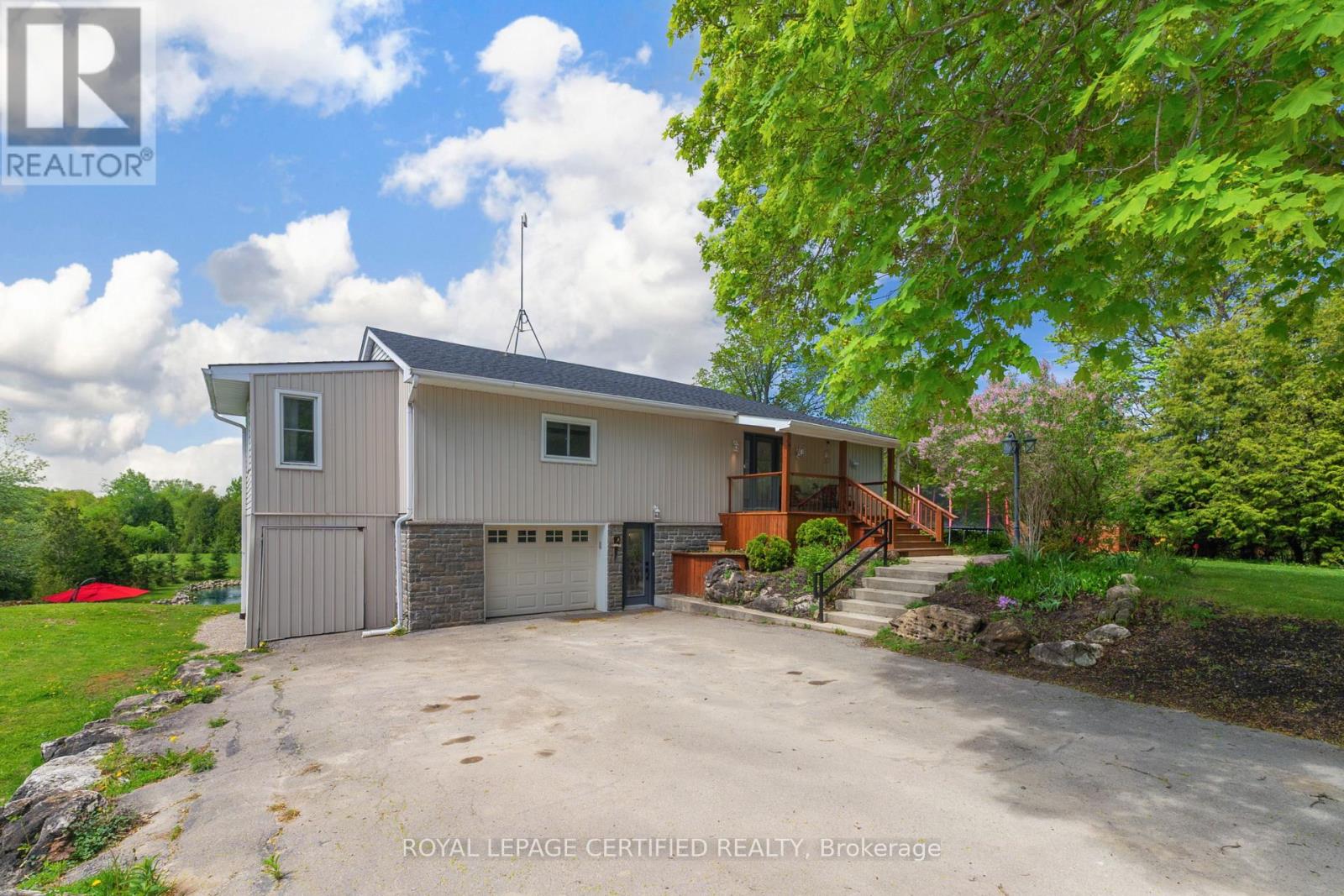 5058 3 LINE, Erin — photo 3