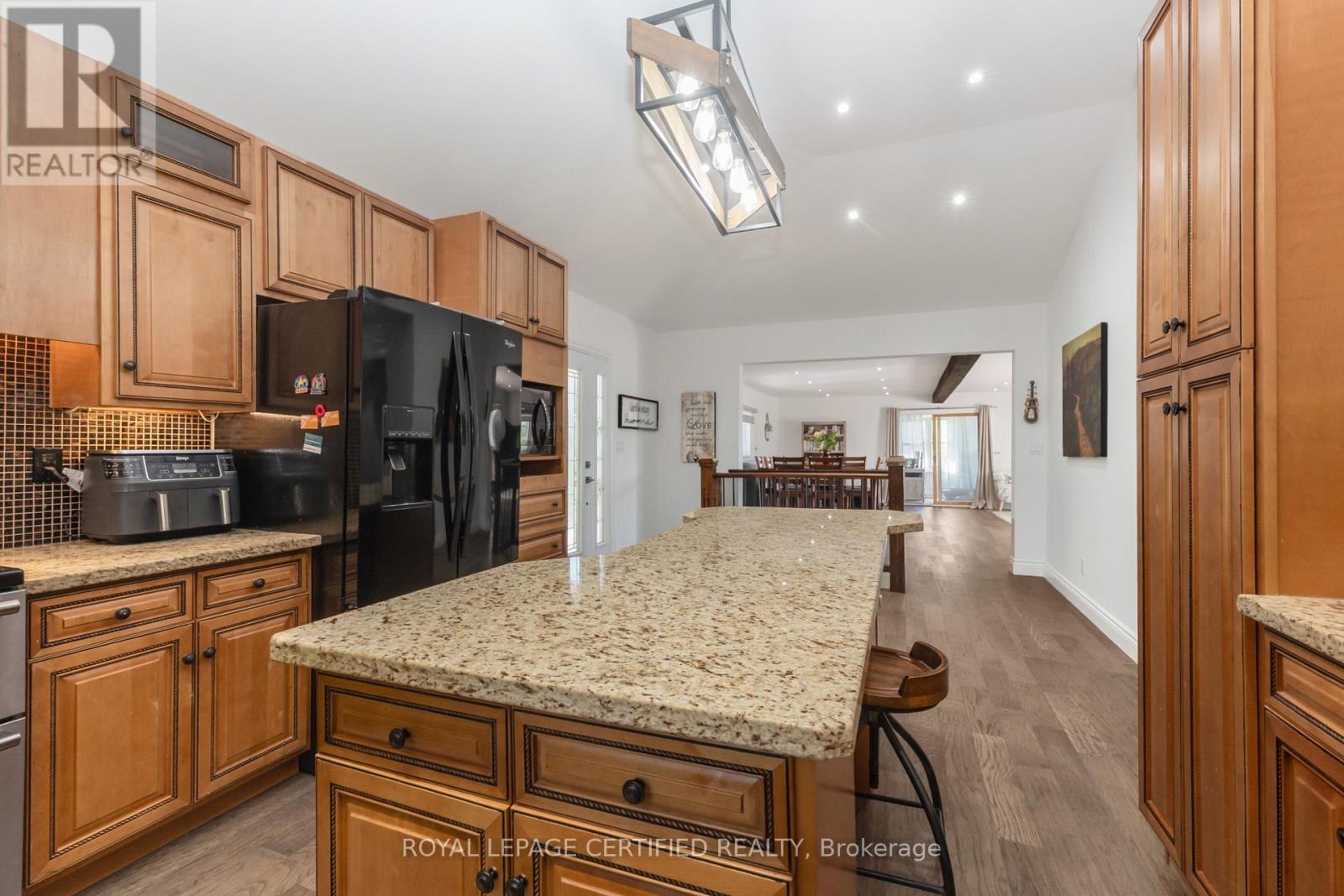 5058 3 LINE, Erin — photo 9