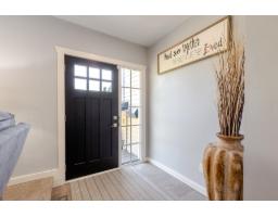 17081 60a Avenue, Surrey, BC V3S6A7 Photo 6