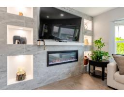 17081 60a Avenue, Surrey, BC V3S6A7 Photo 9