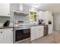 17081 60a Avenue, Surrey, BC V3S6A7 Photo 18