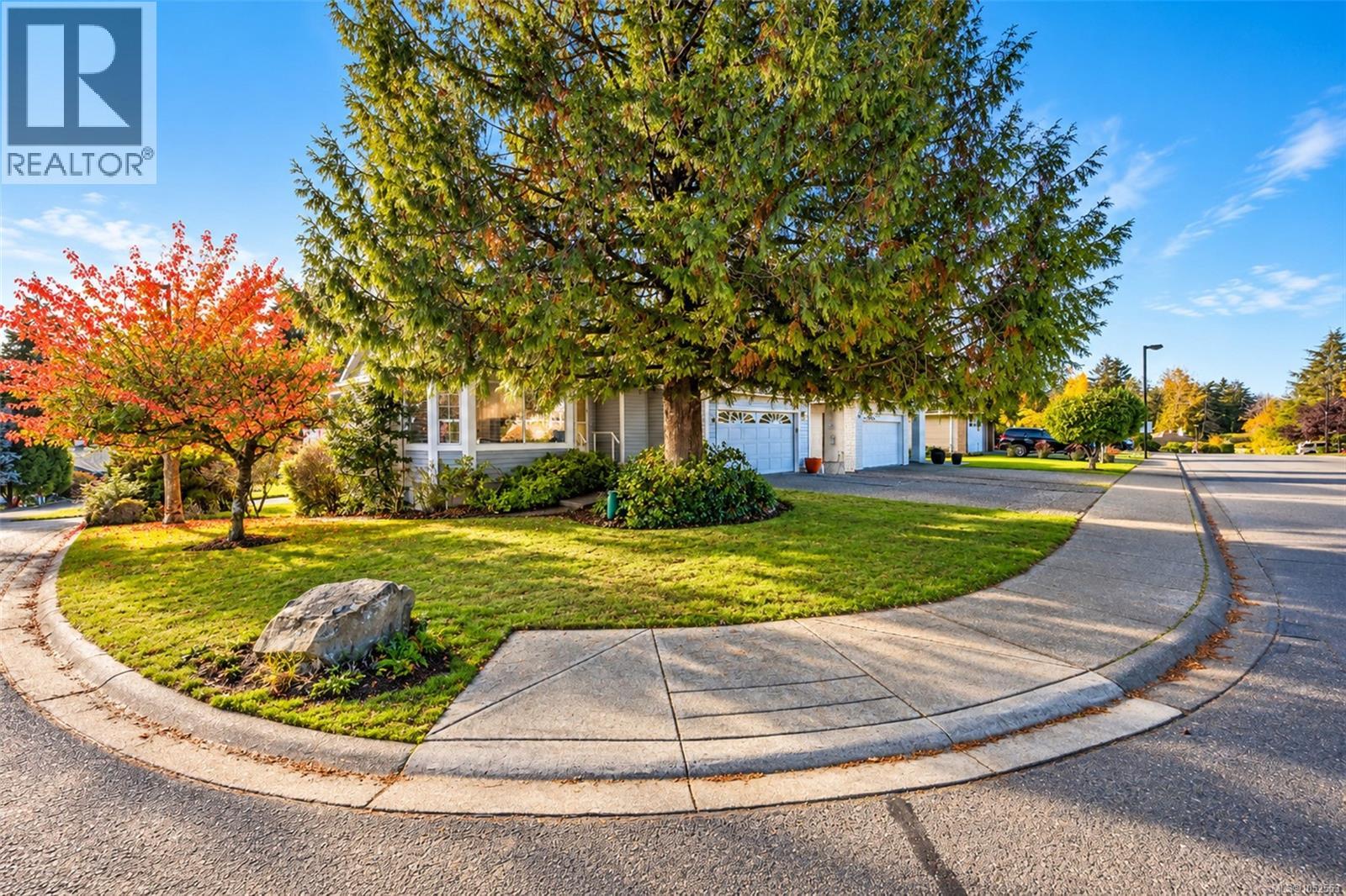  3601 Arbutus Drive North, Cobble Hill
