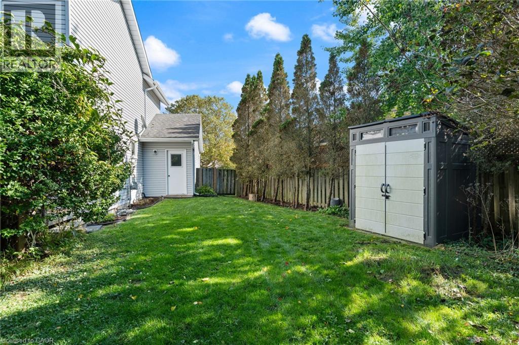 29 Leslie Avenue — photo 36