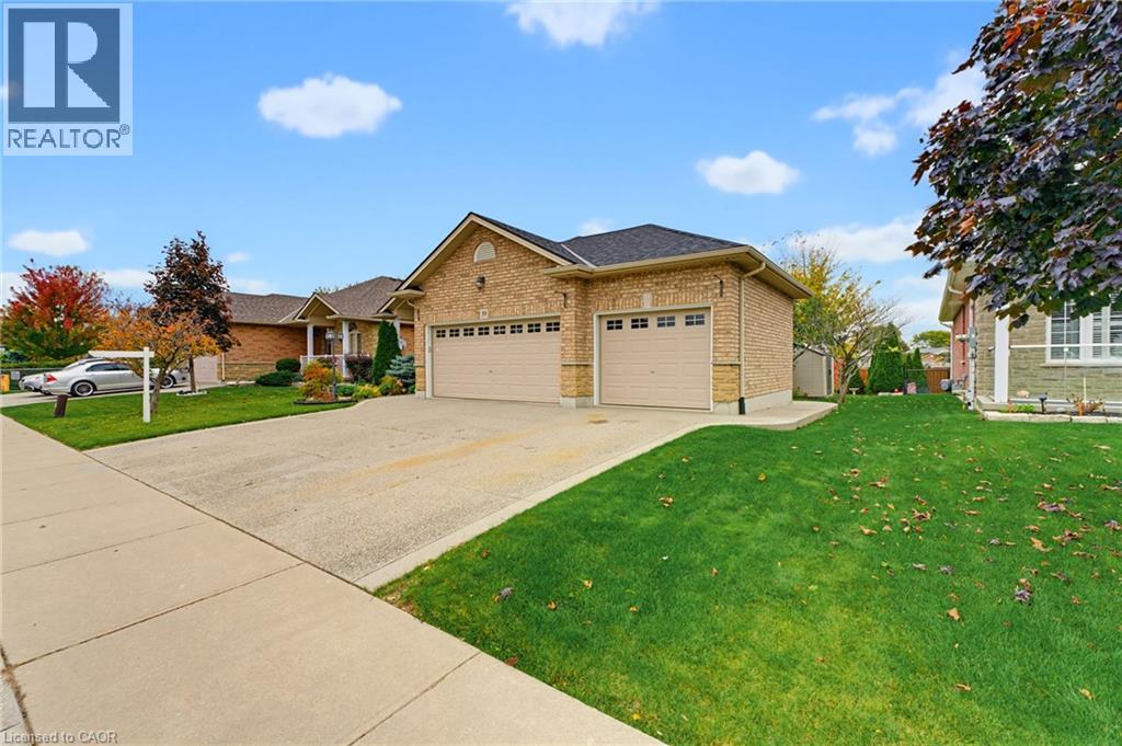 39 OAK Crescent, Hagersville — photo 3