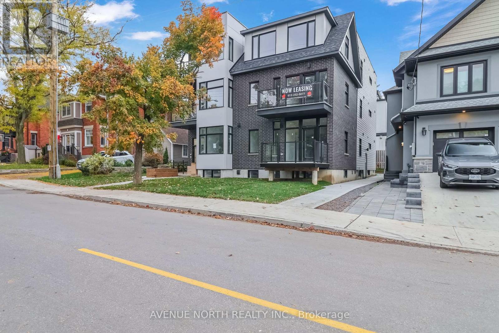 203 - 436 ATHLONE AVENUE, Ottawa