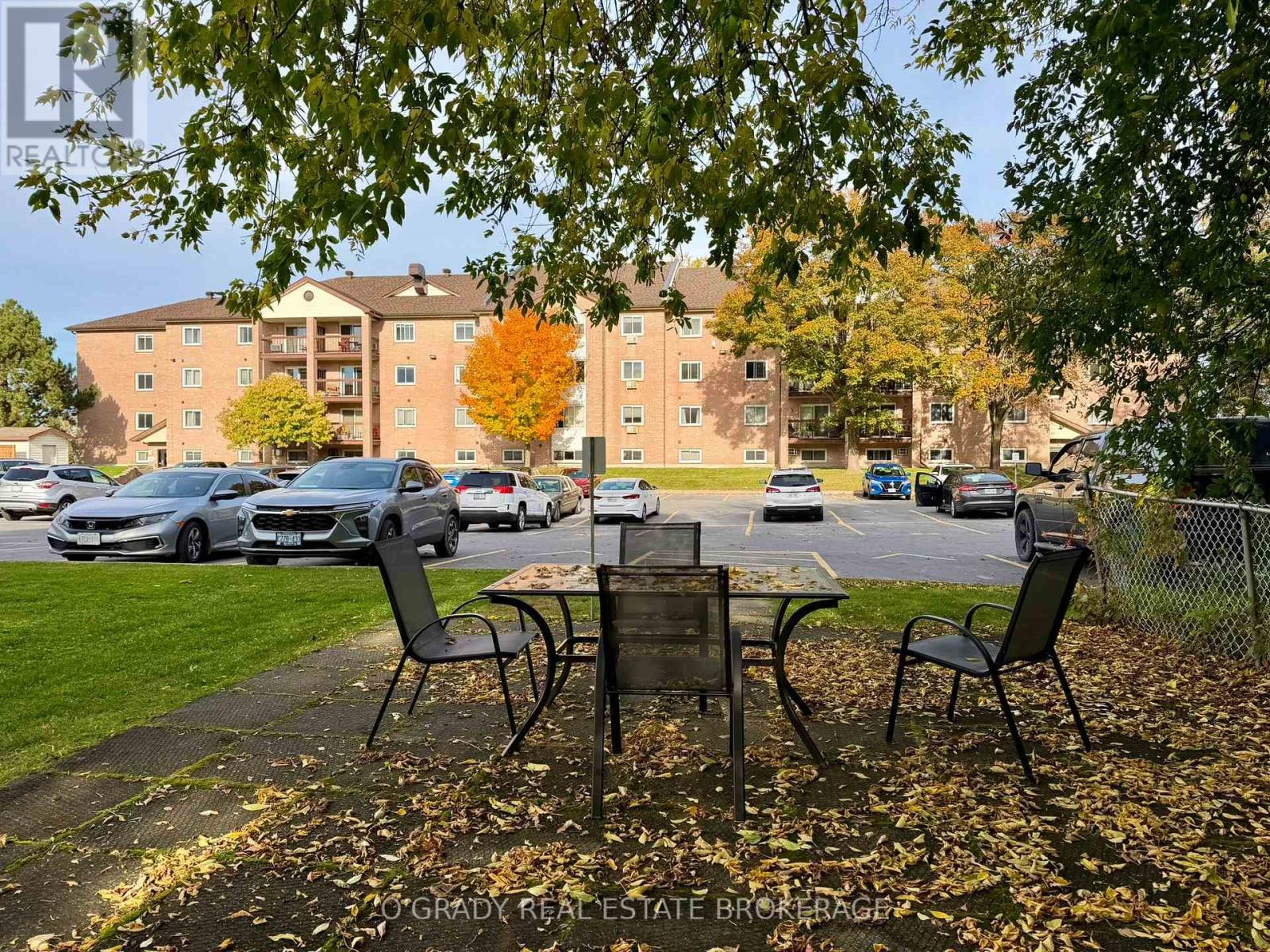 1100 Millwood Avenue — photo 35