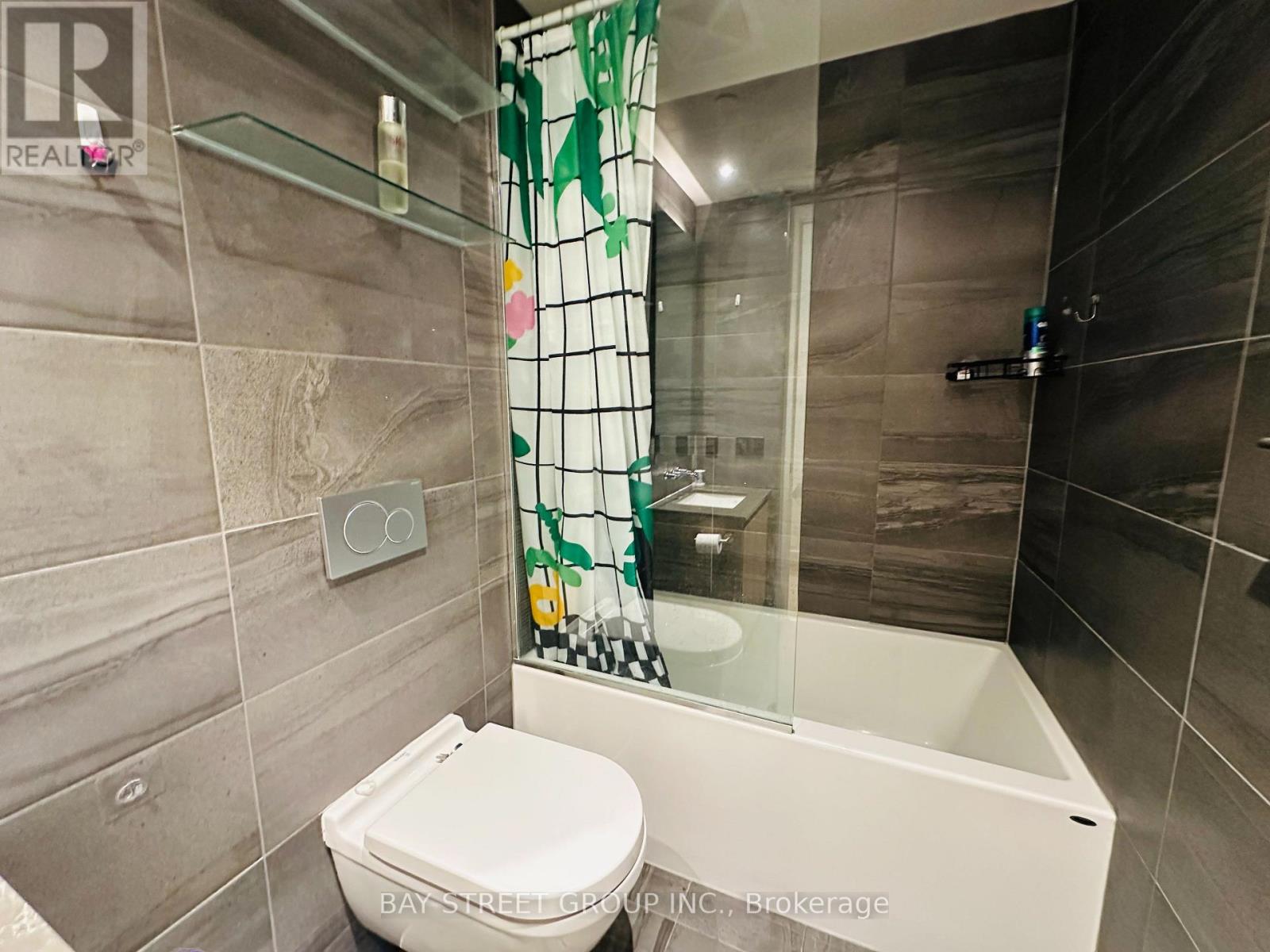 2207- 81 Wellesley Street East, Toronto, ON photo 26