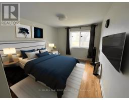 Living room - 50 Rushley Road, Toronto, ON M1P3S5 Photo 8