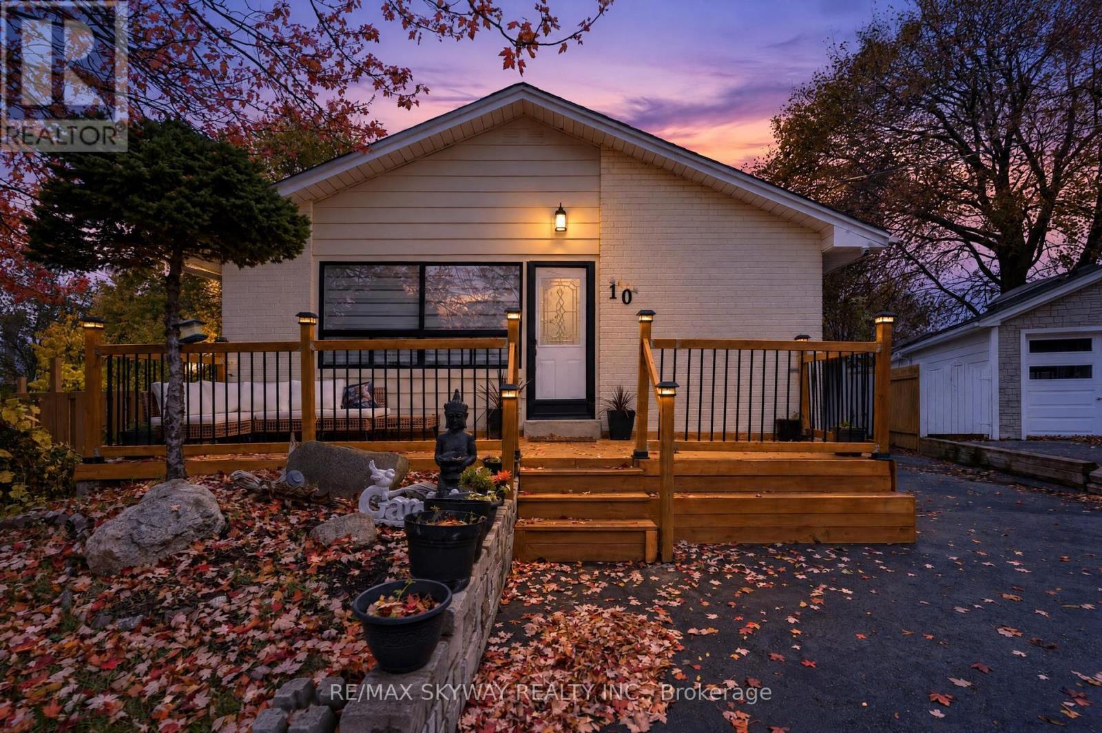 10 REXWAY DRIVE, Halton Hills (Georgetown) — photo 2