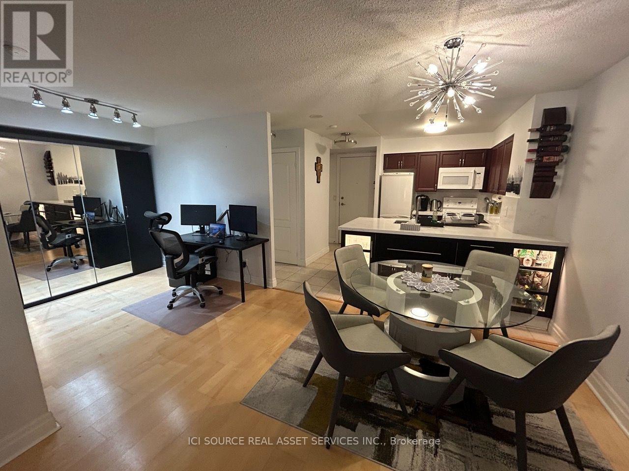 915 - 2121 LAKE SHORE BOULEVARD W, Toronto (Mimico) — photo 2