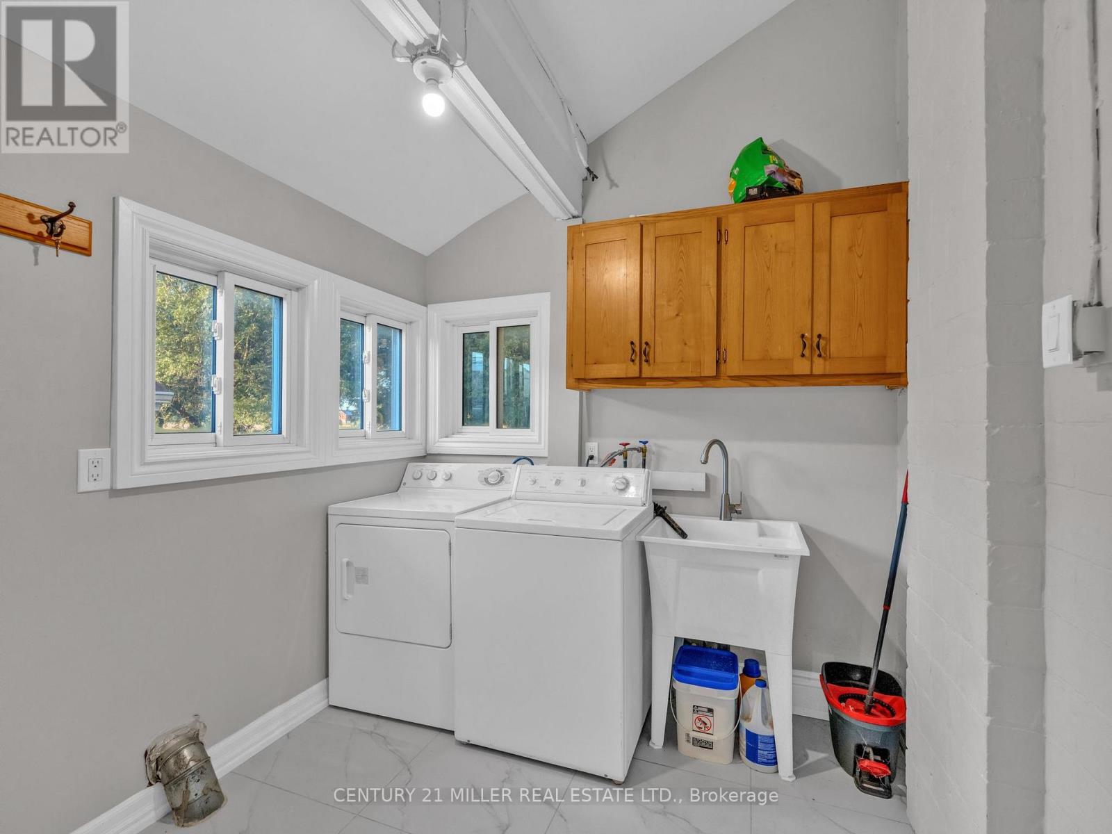 27983 Talbot Line, Dutton/Dunwich, ON photo 14