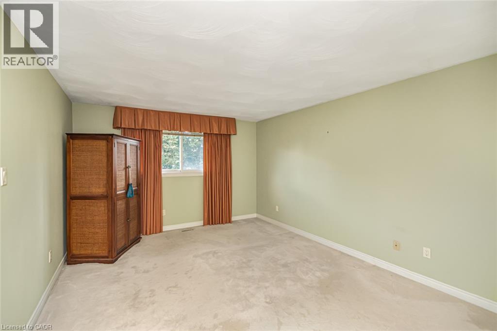 318 CAVENDISH Drive - 15