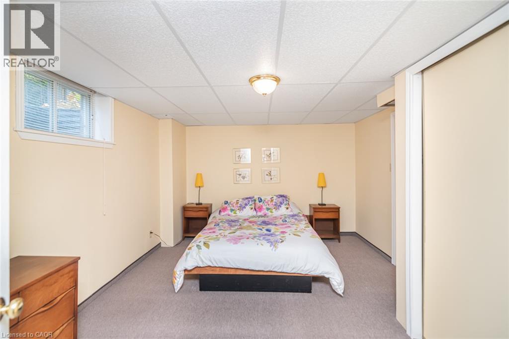 318 CAVENDISH Drive - 19