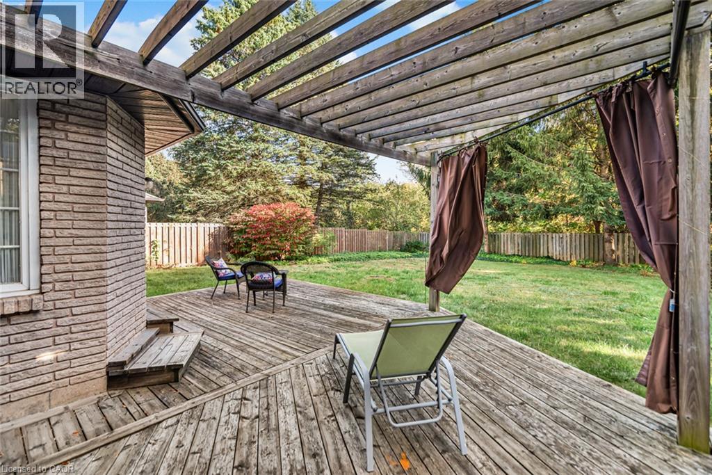 318 CAVENDISH Drive - 24