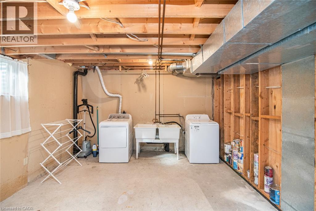 318 CAVENDISH Drive - 22