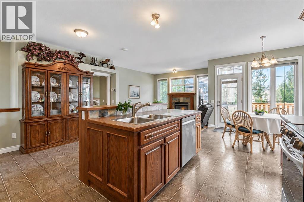 14 Cimarron Park Cove, Okotoks — photo 9
