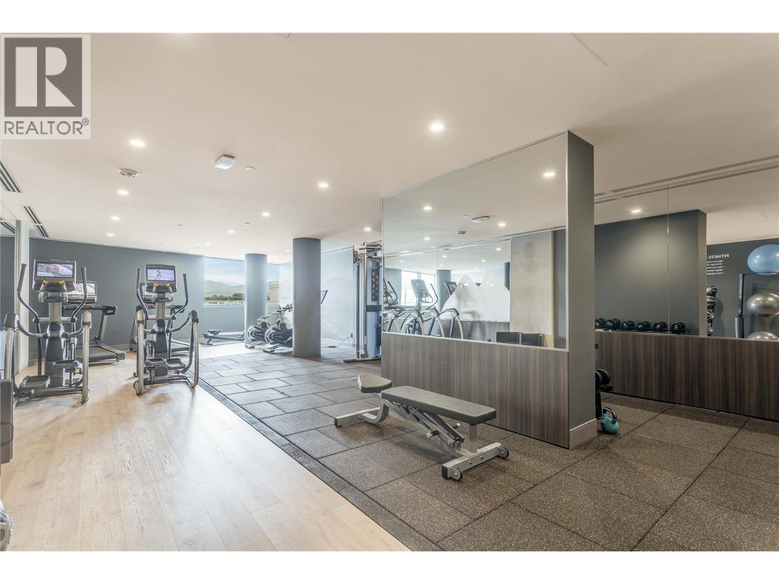 410 3300 Lakeshore Road, Kelowna