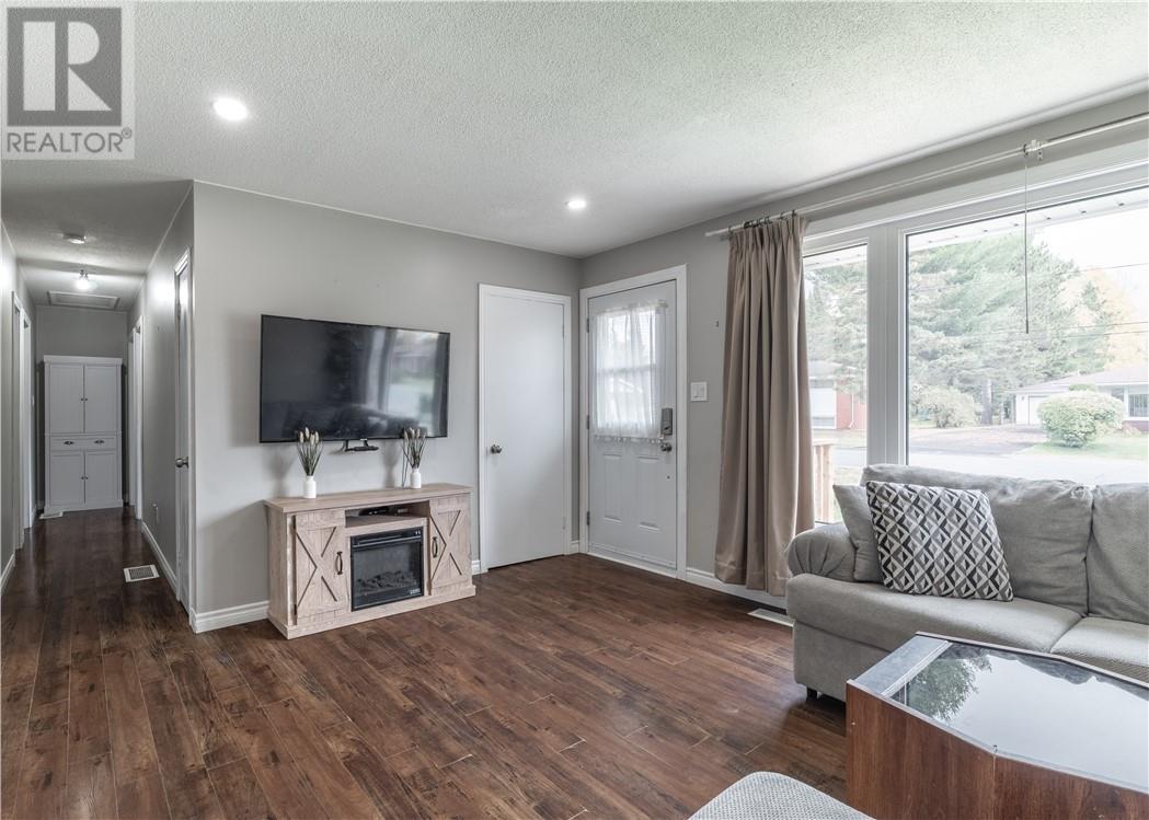 4995 Coleen Avenue - 3
