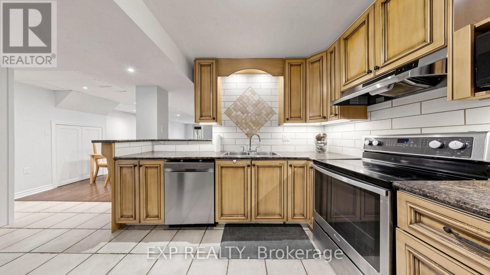 416 Bartholomew Drive — photo 31