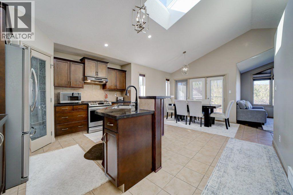 442 Gateway Crescent S, Lethbridge — photo 9