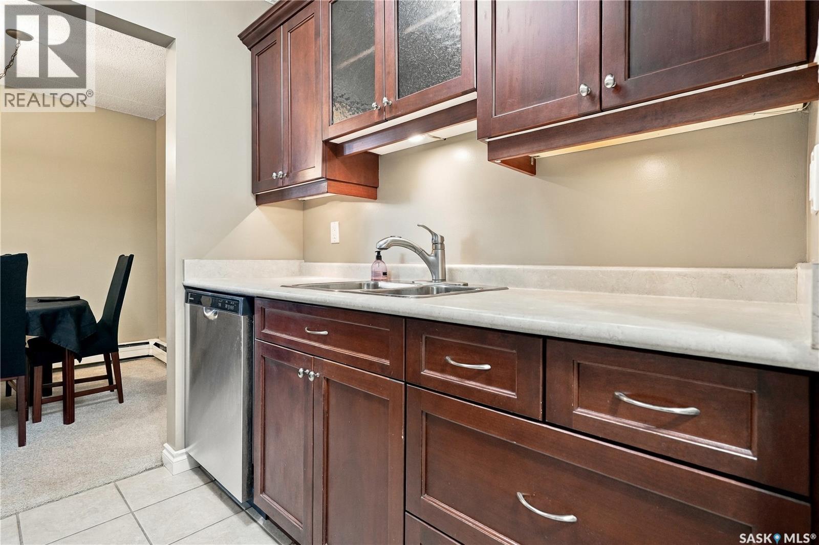 #324 65 Westfield DRIVE - 13