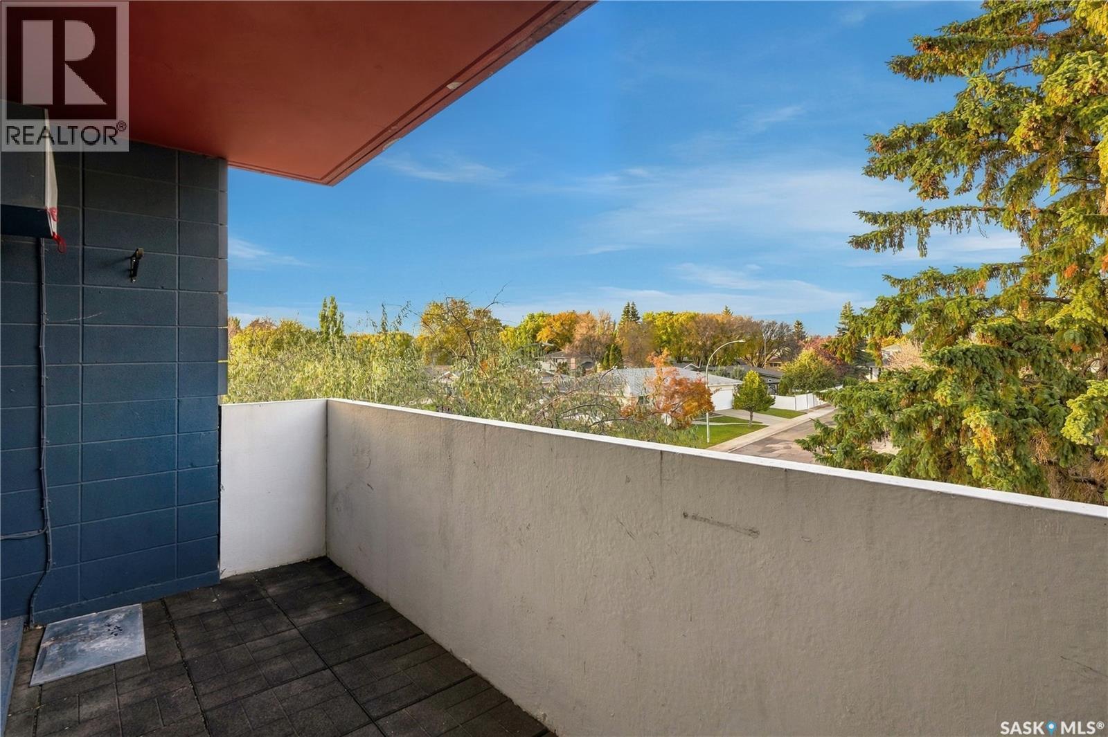 #324 65 Westfield DRIVE - 22