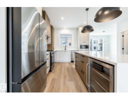 7443 May Common Nw Nw, Edmonton, AB T6R0X4 Photo 11