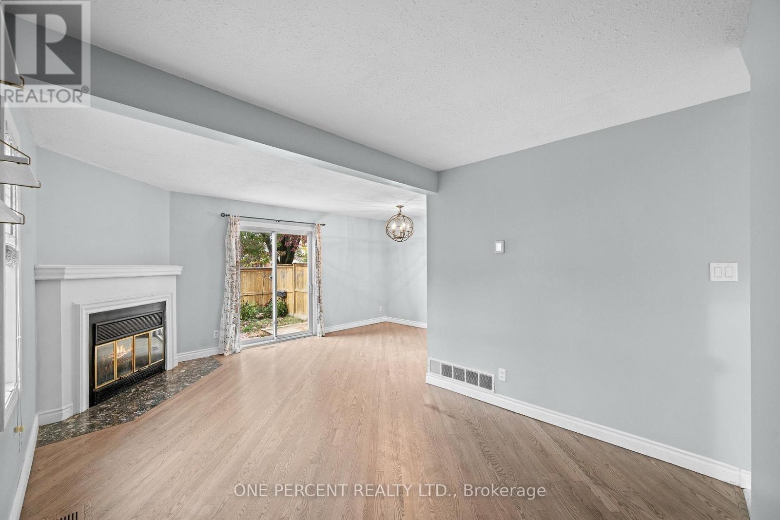 1599 CHEEVERS CRESCENT - 13