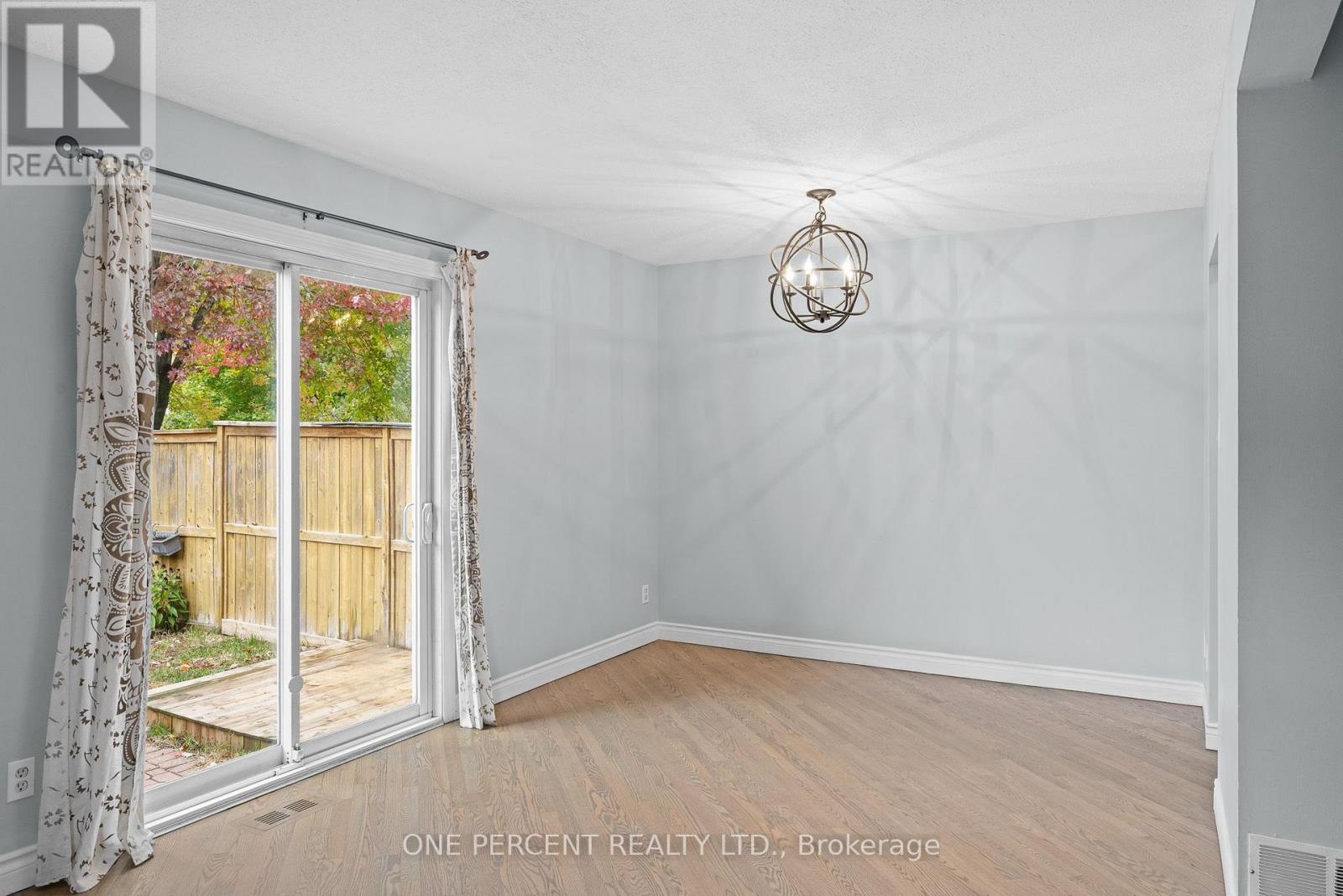 1599 CHEEVERS CRESCENT - 14
