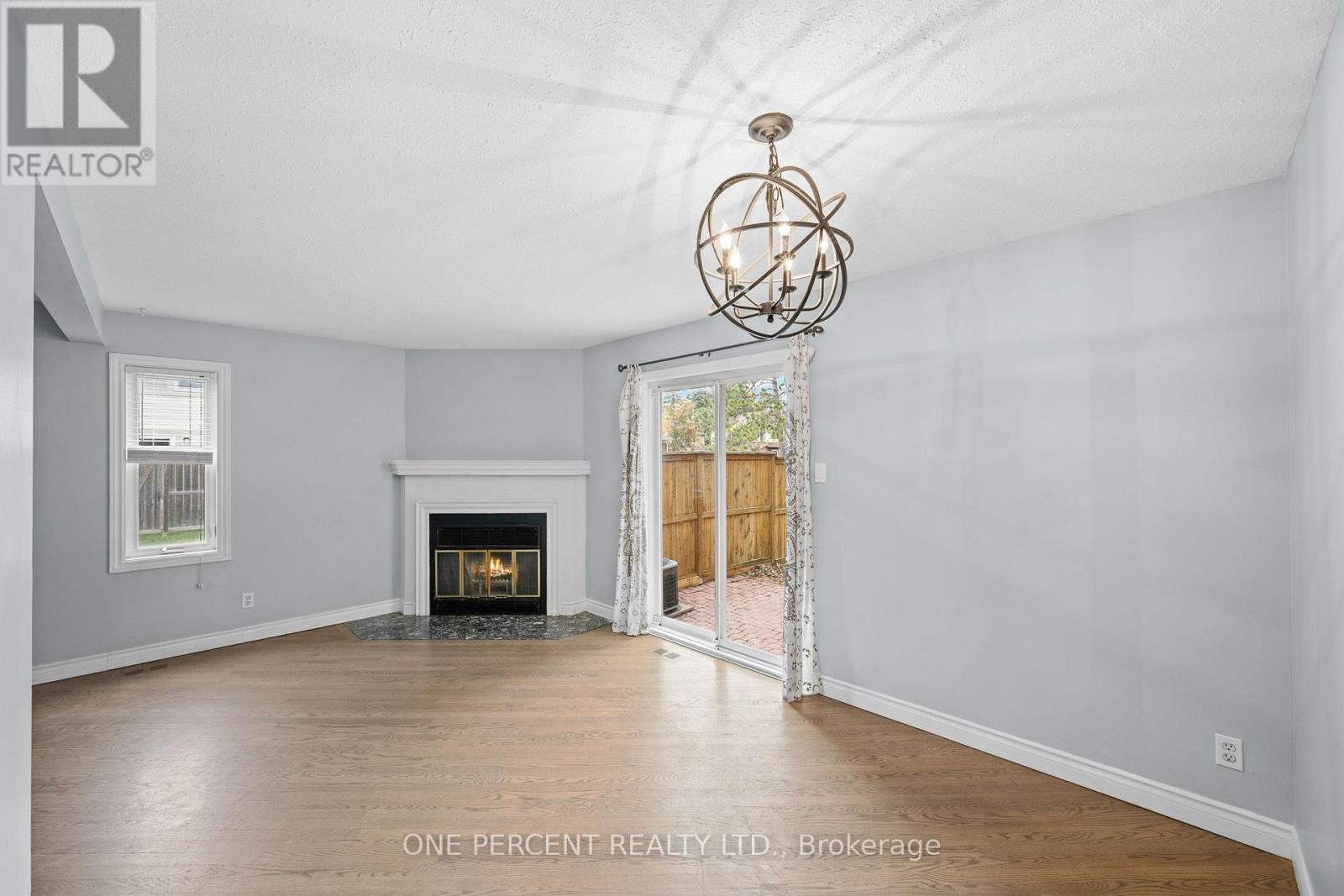1599 CHEEVERS CRESCENT - 17